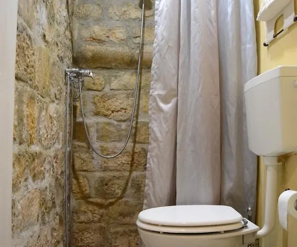 Oasi Di Campagna בית הארחה 4*