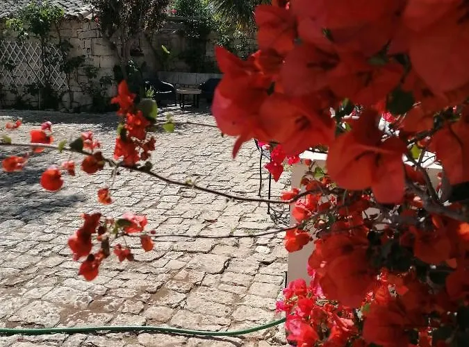 Oasi Di Campagna בית הארחה 4*
